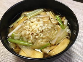 万能たれで簡単そばつゆ☆温かいねぎそば